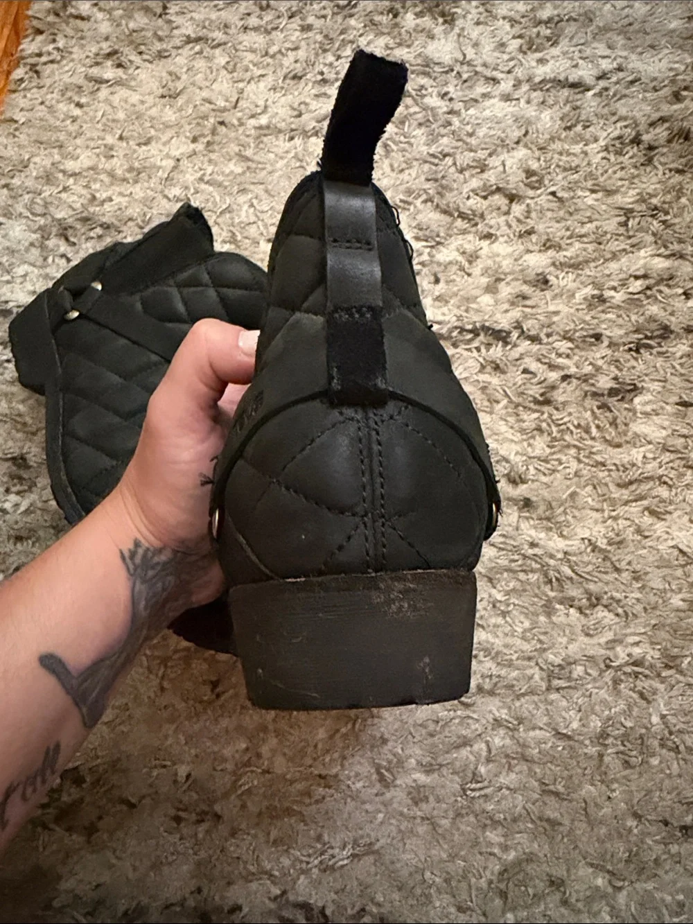 Teva Women’s 7.5 De La Vina Dos waterproof Leather Black Quilted Ankle Shoes